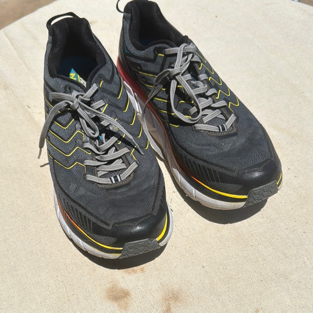 Hoka One One Clifton 4
